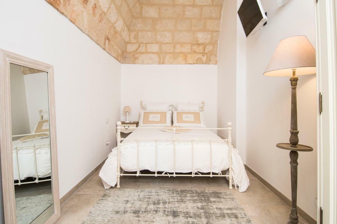 Dimora Via Vitti - Puglia Mia Apartments Monopoli Exterior photo