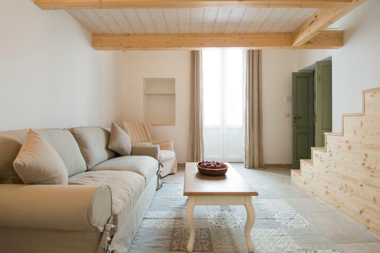 Dimora Via Vitti - Puglia Mia Apartments Monopoli Exterior photo